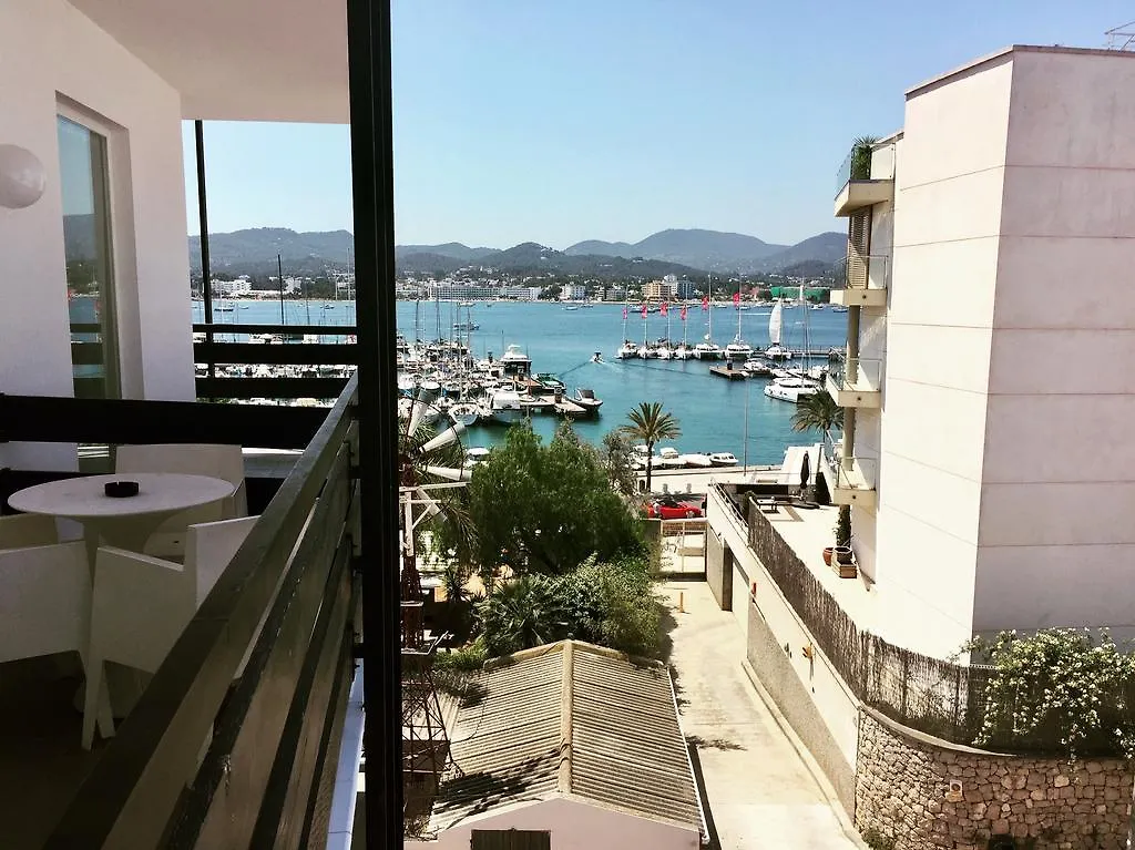 Es Mitjorn Hotel San Antonio