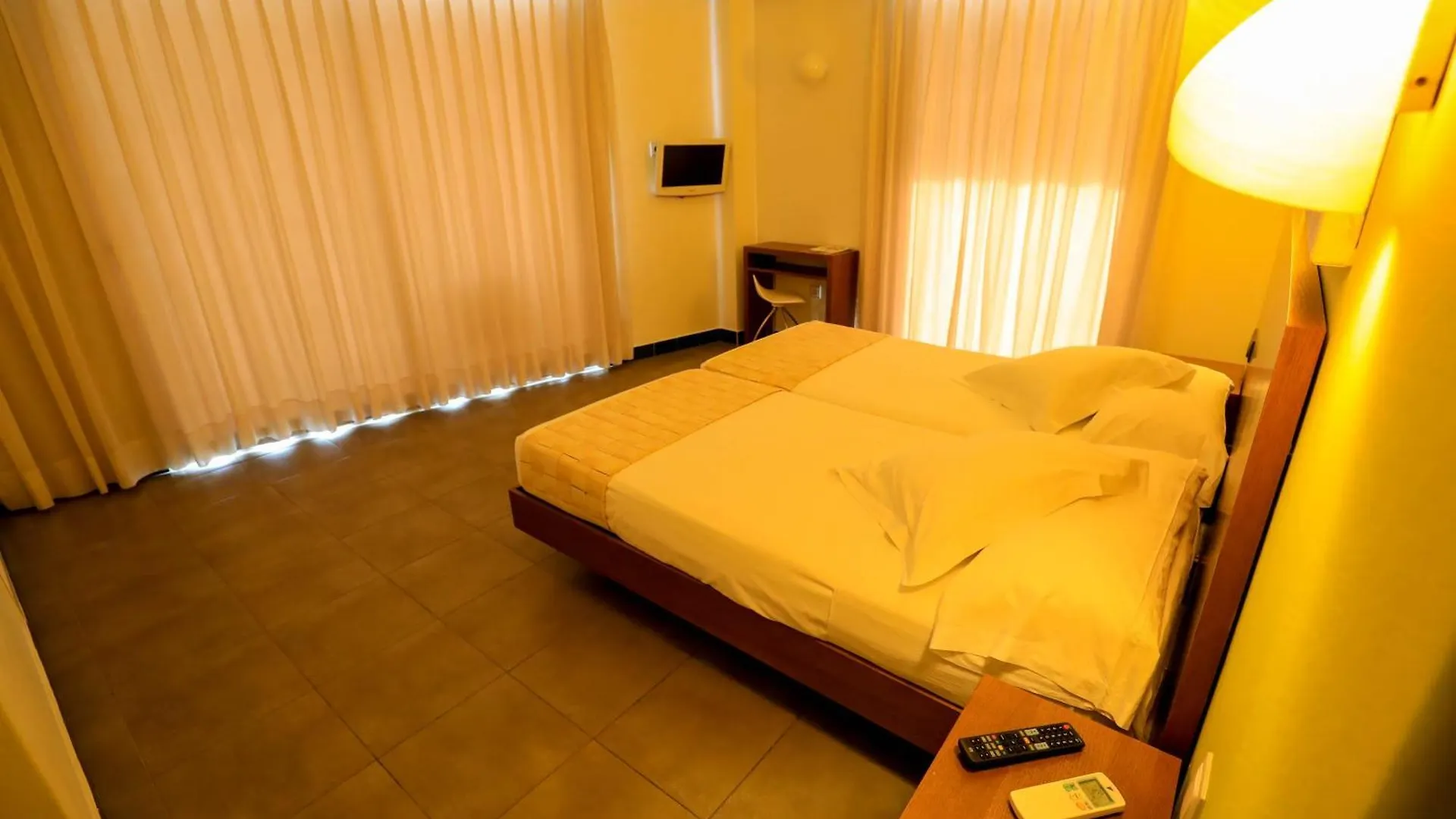 Es Mitjorn Hotel Sant Antoni de Portmany