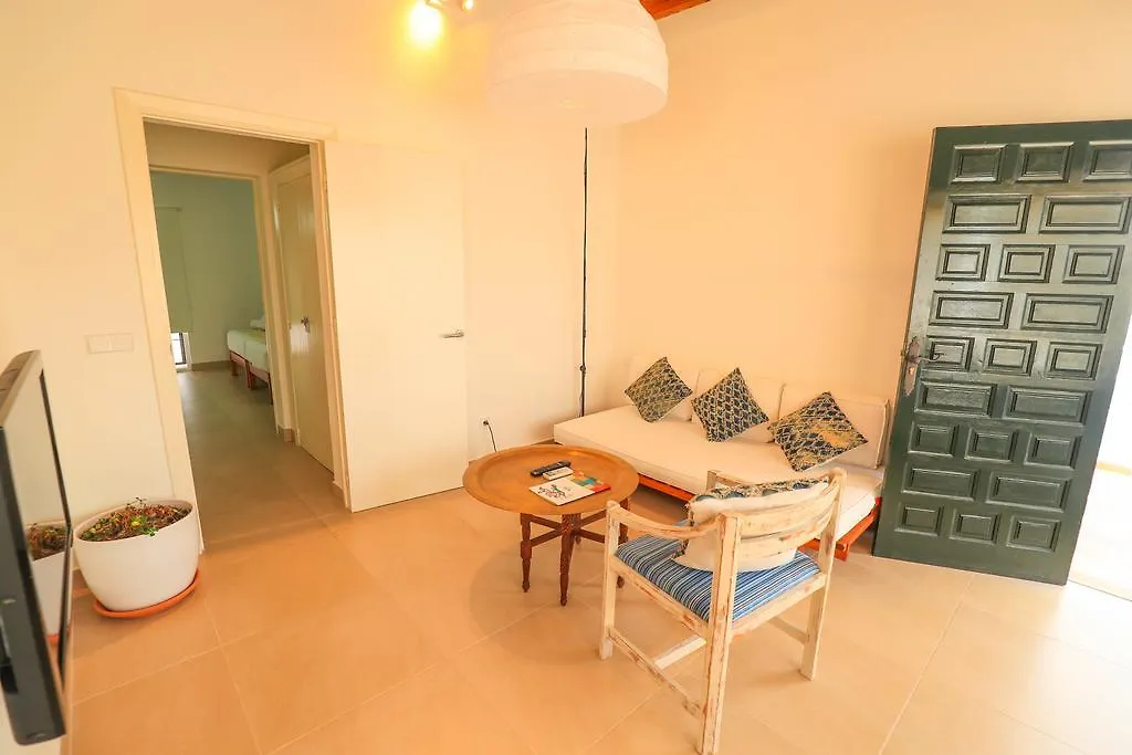 Es Mitjorn Hotel Sant Antoni de Portmany 2*,  Spagna